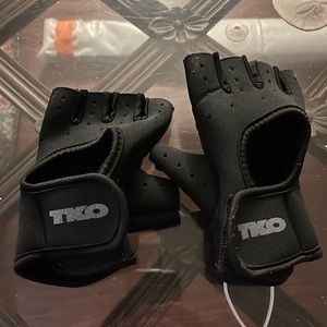 COPY - Lifting Gloves